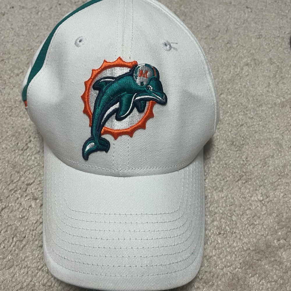 Reebok Miami Dolphins adjustable cap
